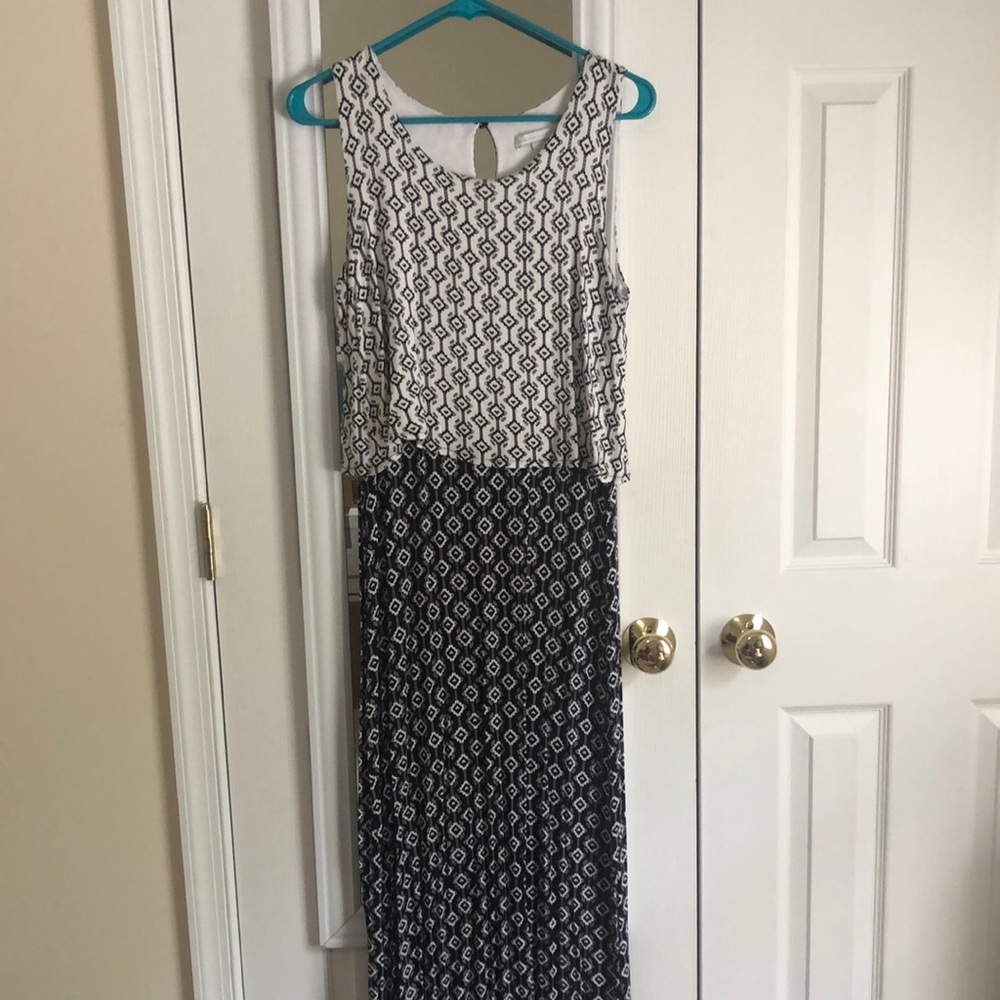 New York & Company Maxi Dress